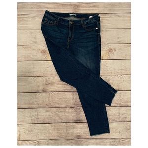 Old Navy Super Skinny Ankle Jeans - SIZE 12